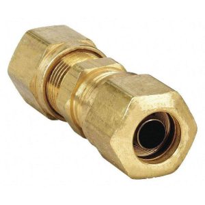 Brass Union 1/4" - Image 1